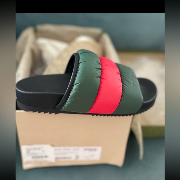 Gucci web padded slides size 36 EU NWT never been worn - Picture 3 of 8